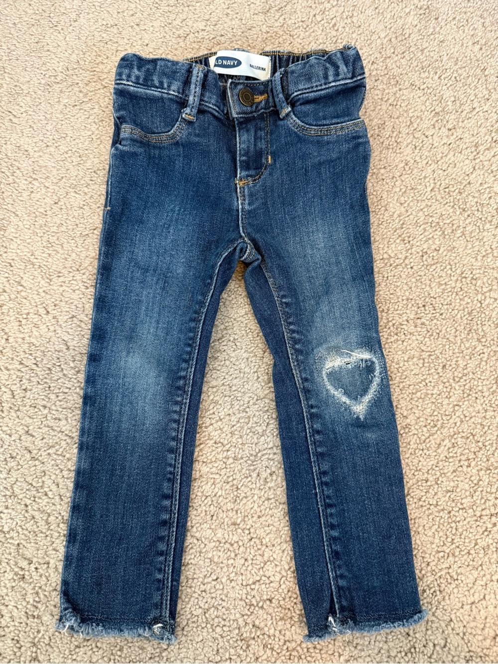 Old Navy Girls Heart-Detail Skinny Ballerina Jeans 2t